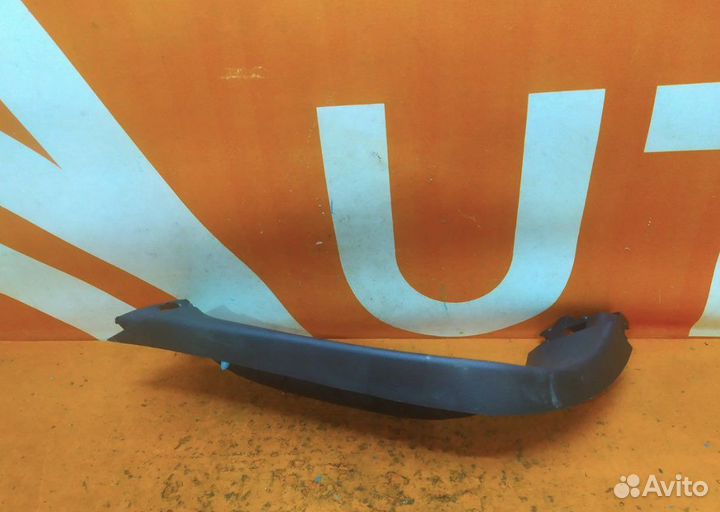 Накладка двери багажника левая правая Hyndai Santa