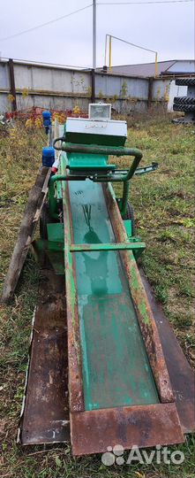 Луковая копалка