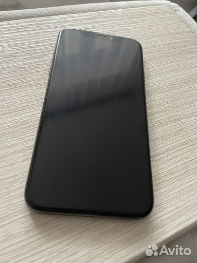 iPhone X, 256 ГБ