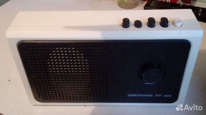 Приемник трехпрограмный 