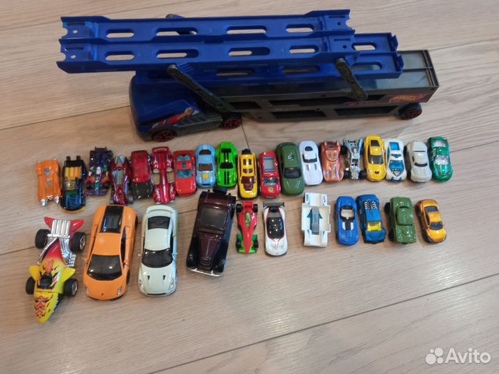 Машинки хотвилс