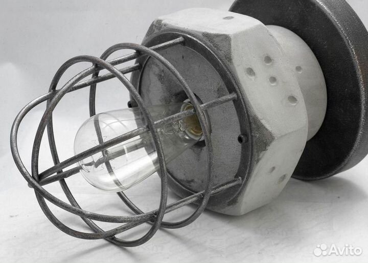 Светильник накладной металлический