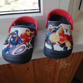 Crocs marvel c7