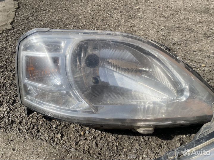 Фары Ларгус