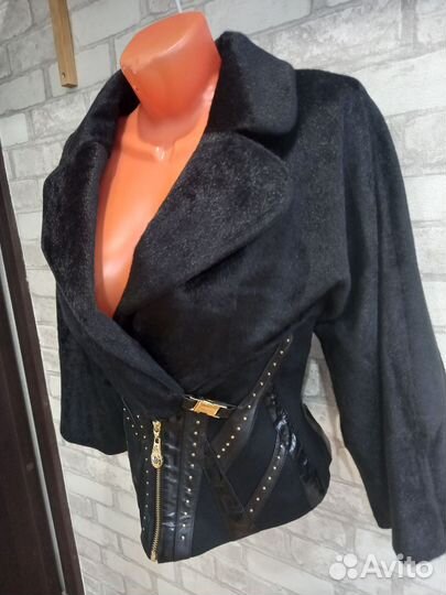 Куртка новая 42 Турция Lasagrada