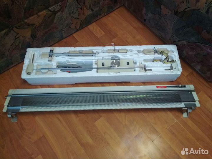 Вязальная машина двухфонтурная silver reed sk 561