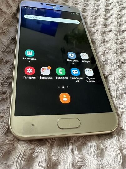 Телефон Samsung galaxy j4