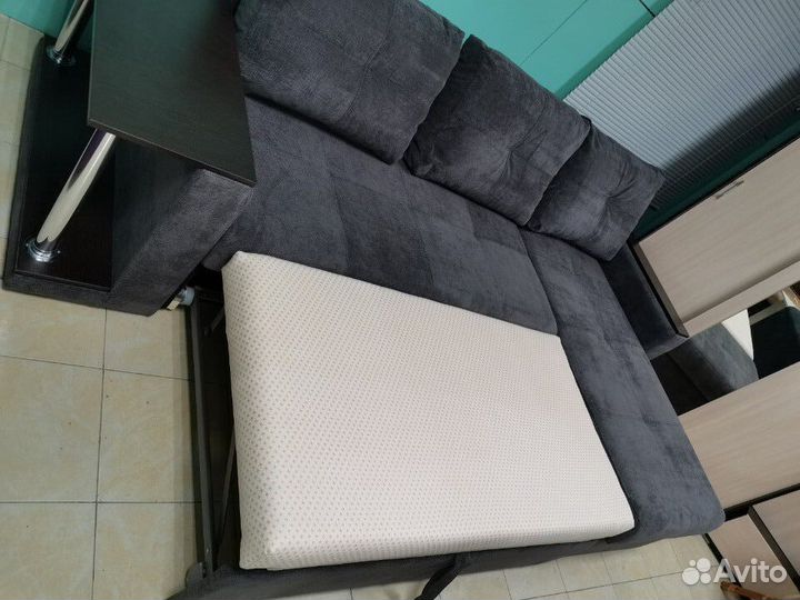 Диван угловой серый