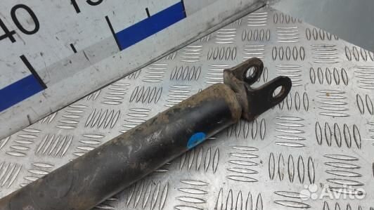 Амортизатор задней балки hyundai IX35 1 (ZMA12LX02