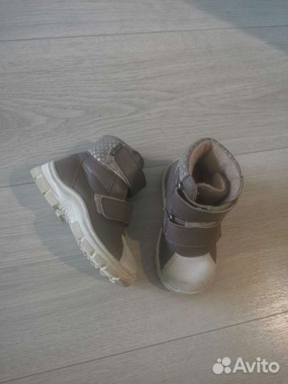 Ботинки для девочки 20 21