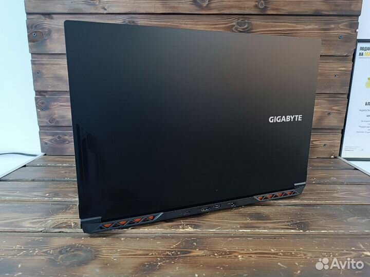 Игровой Gigabyte i5-13500H RTX 4060 8GB 16GB DDR5