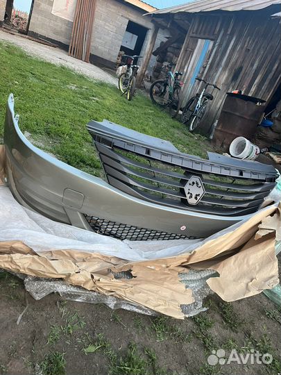 Бампер renault logan