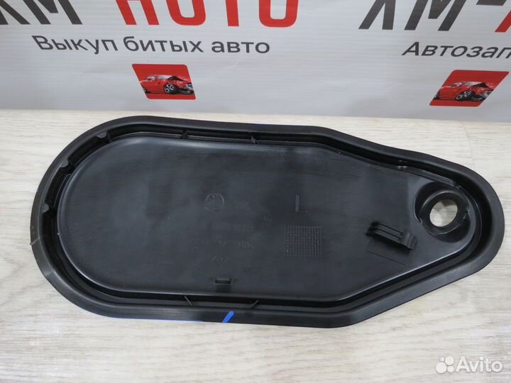 Заглушка двери задней левой Volkswagen Polo