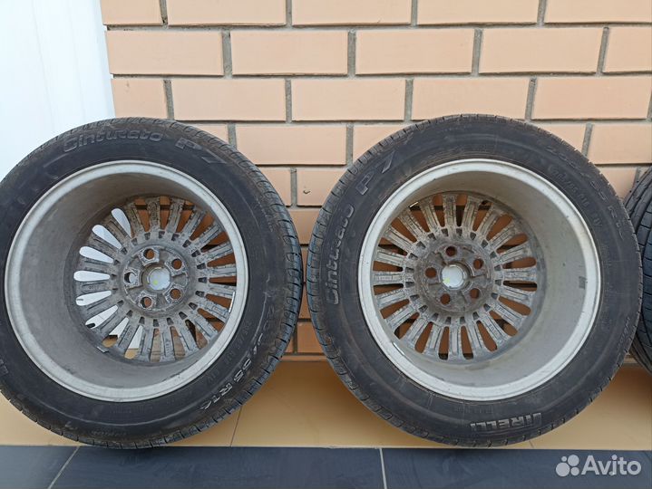 Продам оригинальные литые диски Ford R16