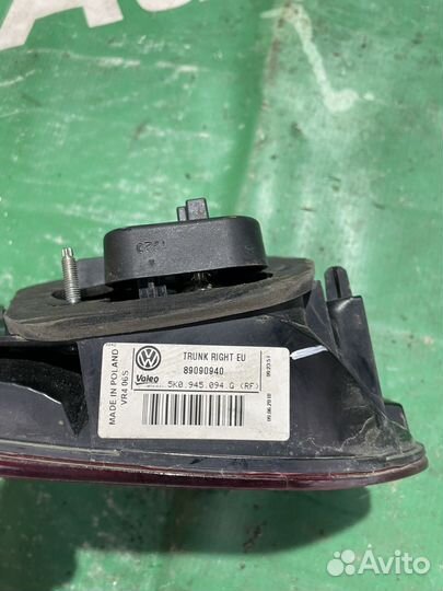 Задний правый фонарь volkswagen golf 6