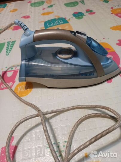 Утюг на запчасти либо нужен ремонт Утюг Philips