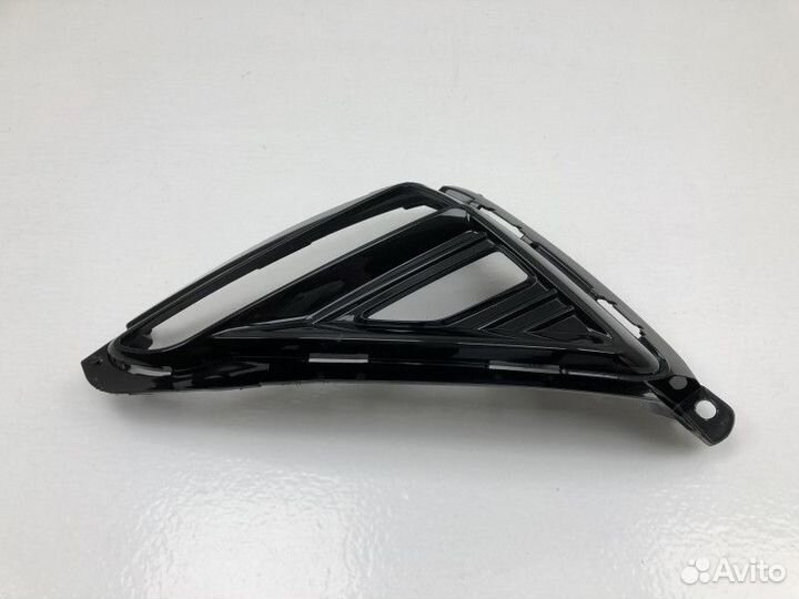 Накладка заднего бампера правая Kia Cerato 4 (YD)