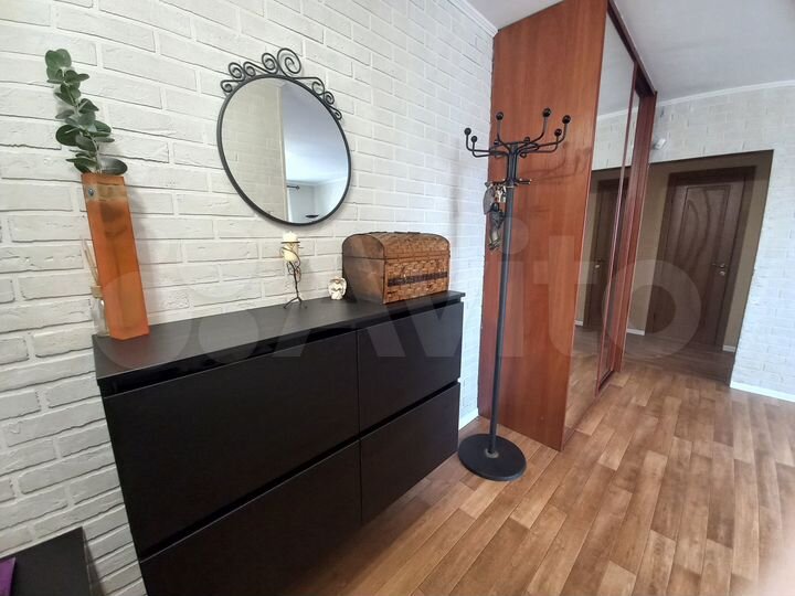 4-к. квартира, 80,2 м², 9/9 эт.