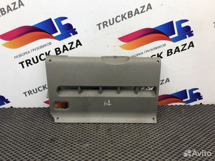 Накладка на торпедо Daf CF