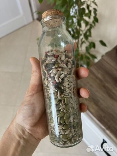 Три бутылки стеклянные с пробкой 350 мл