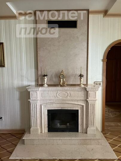 Дом 271,4 м² на участке 8 сот.