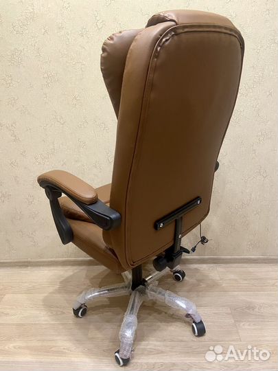 Компьютерное офисное кресло с массажем новое