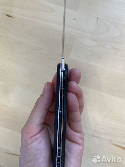 Нож складной Victorinox Santinel One Hand