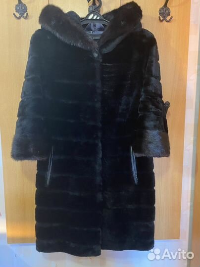Мутоновая шуба с норкой