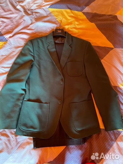 Школьный костюм