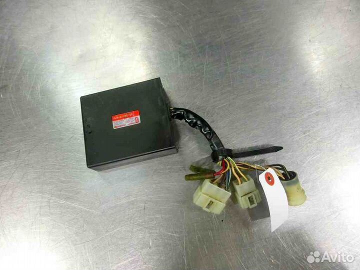 Коммутатор Yamaha FZR250 RR 3LN