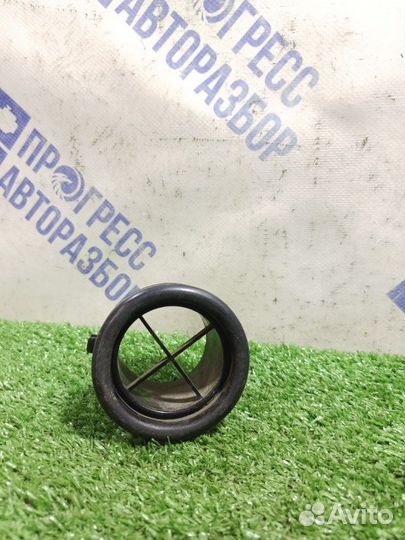 Дефлектор воздушный передний левый Bmw E39 седан