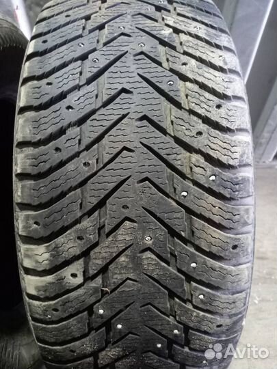 Nokian Tyres Hakkapeliitta 8 SUV 285/60 R18