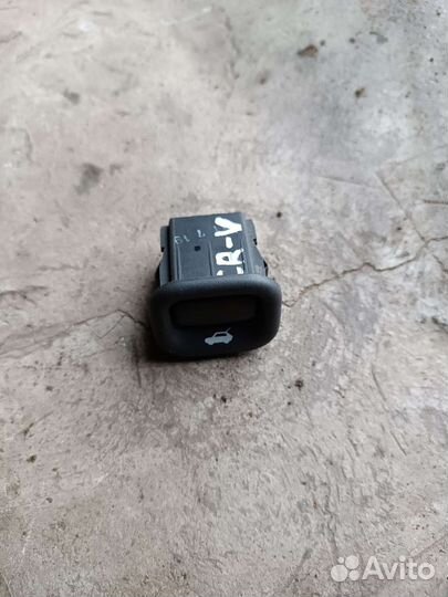 Кнопка открывания багажника Honda CR-V 1