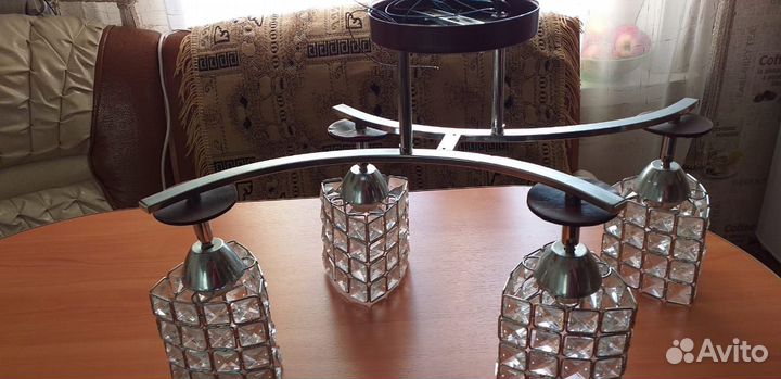 Люстра потолочная