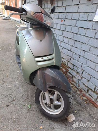 Honda Lead 100