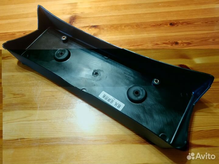 Накладка под номерной знак Hover H5