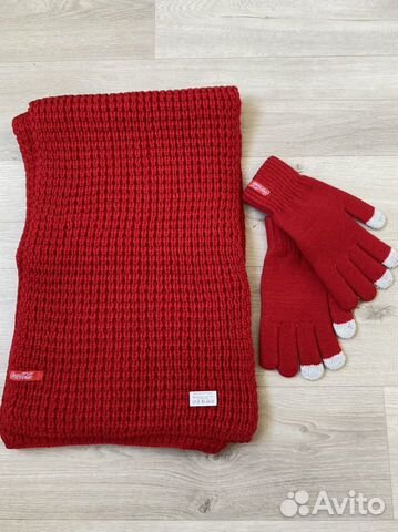 Шарф с перчатками