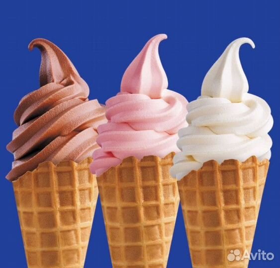 Продавец мягкого мороженого