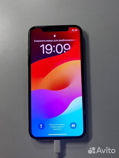 iPhone Xs, 64 ГБ