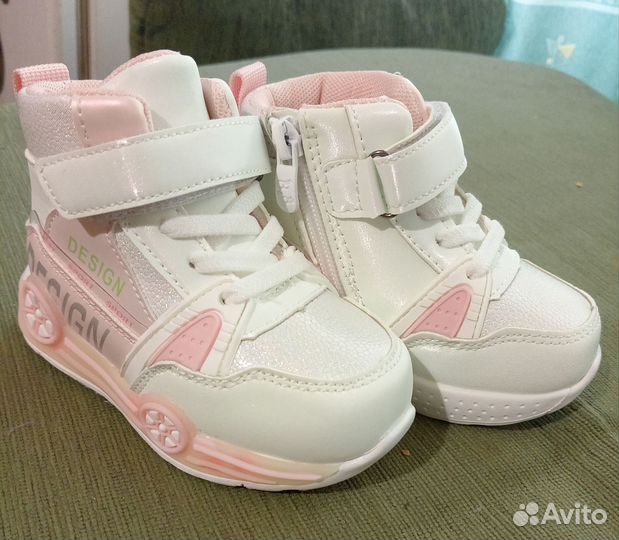 Ботинки для девочки