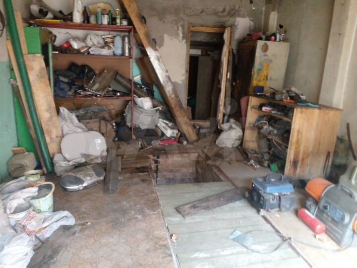 Гараж, > 30 м²