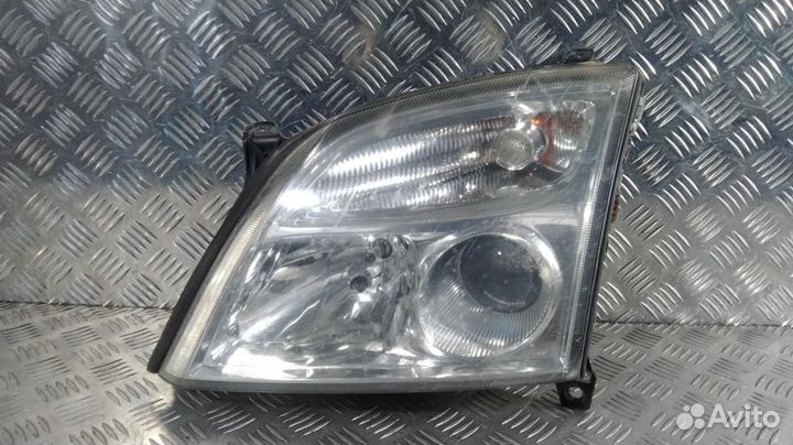 Фара Opel Vectra C (2002-2008)