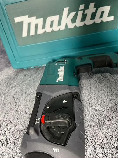 Перфоратор Makita NEW