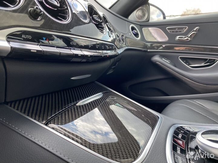 Карбон. Кованый карбон