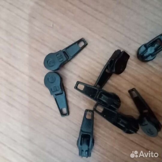 Бегунок для замка 