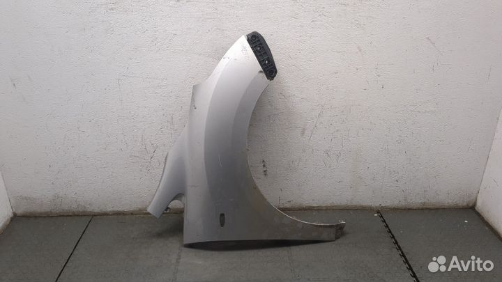 Крыло Toyota Verso, 2011