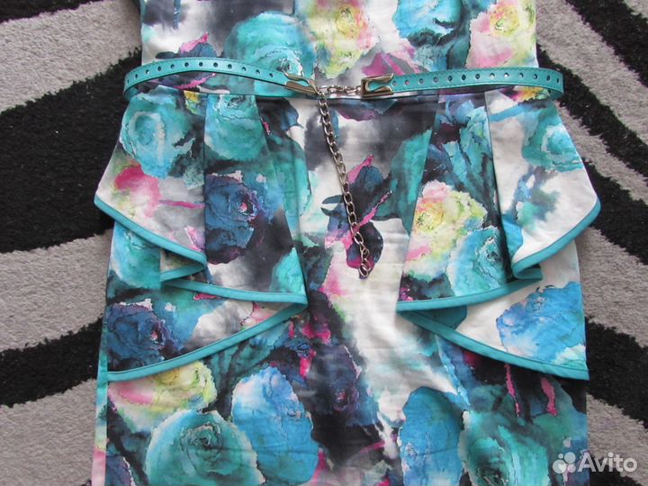 Продается платье