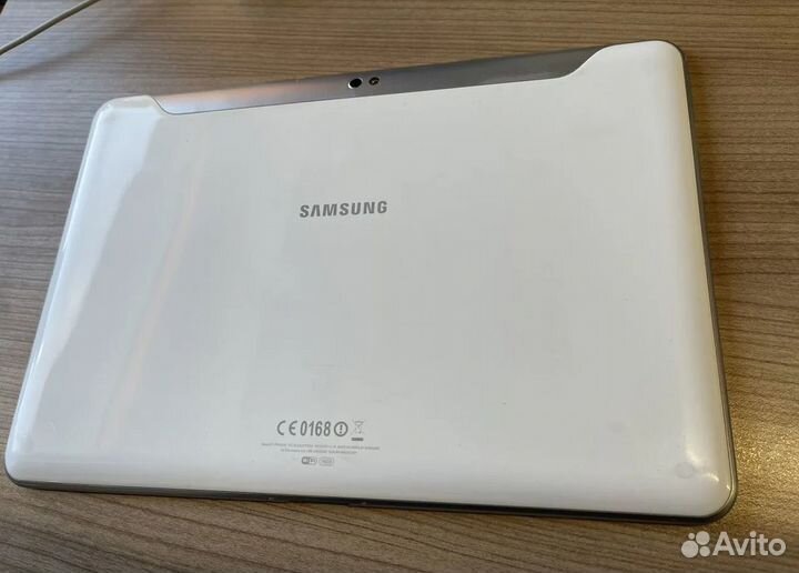 Планшет Samsung Galaxy Tab 10.1 GT-P7510UW