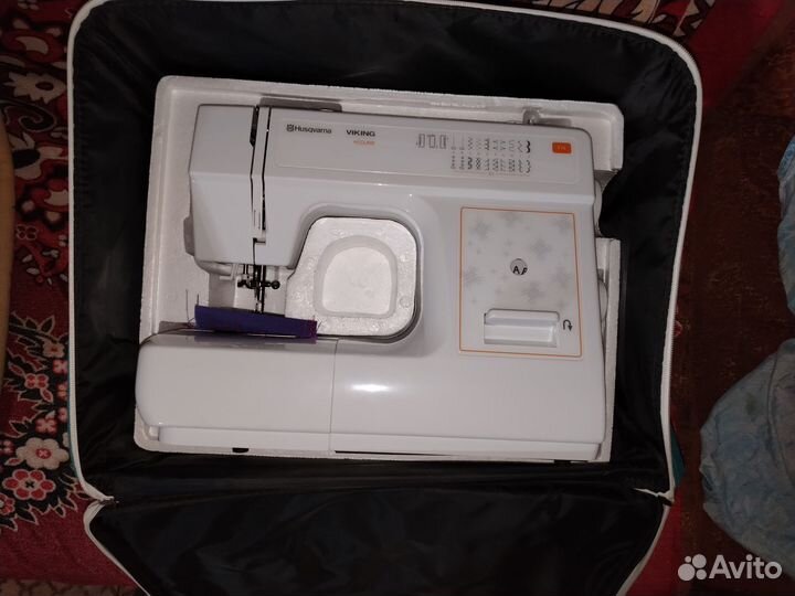 Husqvarna viking e10 швейная машинка