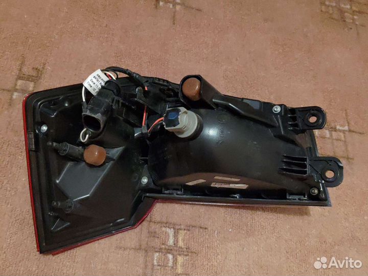 Задний правый фонарь Skoda rapid 2